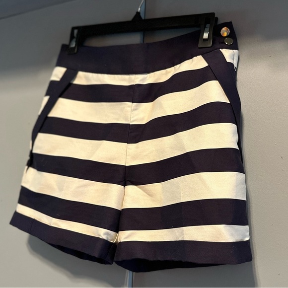 H&M - High Waist Blue and White Striped Shorts - Picture 2 of 9